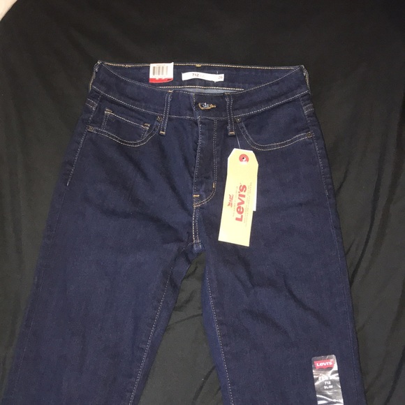 Levi’s dark blue 713 slim jeans BNWT - Picture 2 of 4